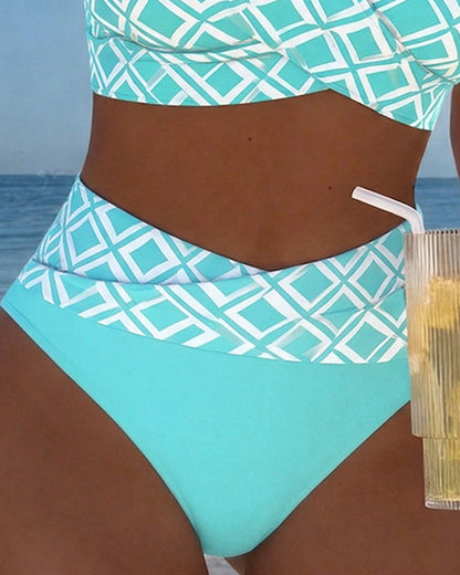 Bikini de dos piezas con escote sujetador y estampado de rombos