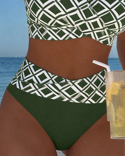 Bikini de dos piezas con escote sujetador y estampado de rombos