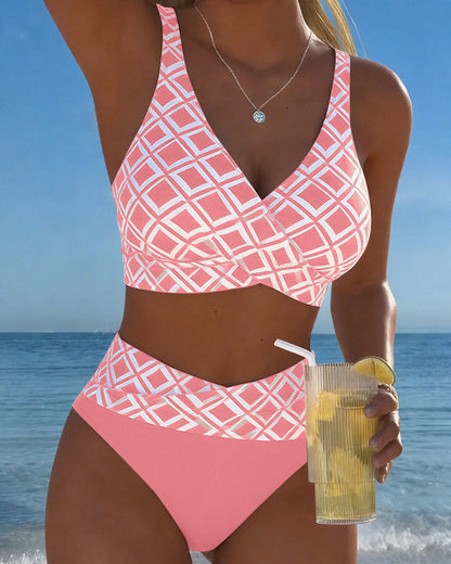 Bikini de dos piezas con escote sujetador y estampado de rombos